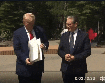 Trump_drops documentss